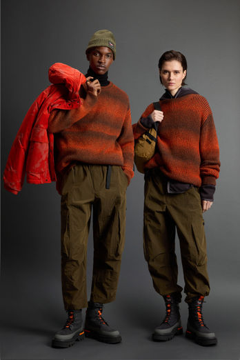 Crewneck Sweater in Virgin Wool Blend by Todd Snyder Red photo 1 | Woolrich