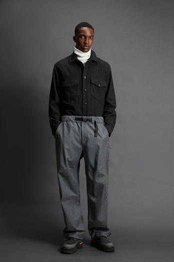 Pants in Three-Layered Italian Pure Virgin Wool by Todd Snyder Gray photo 1 | Woolrich
