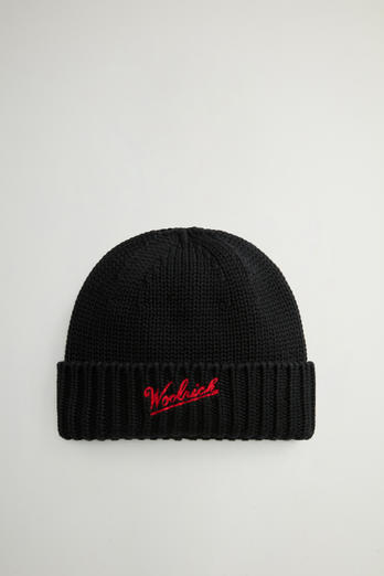 Beanie in Pure Merino Virgin Wool Black photo 1 | Woolrich