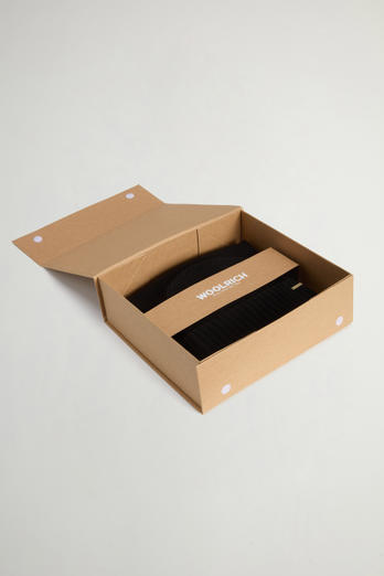 Gift Set with Beanie and Scarf Black photo 1 | Woolrich