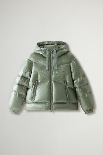 Aliquippa Short Down Jacket in Glossy Nylon Green photo 1 | Woolrich