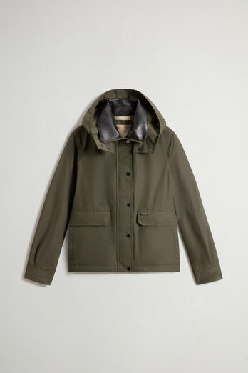 Dundee Jacket in Superwax Cotton Green photo 1 | Woolrich